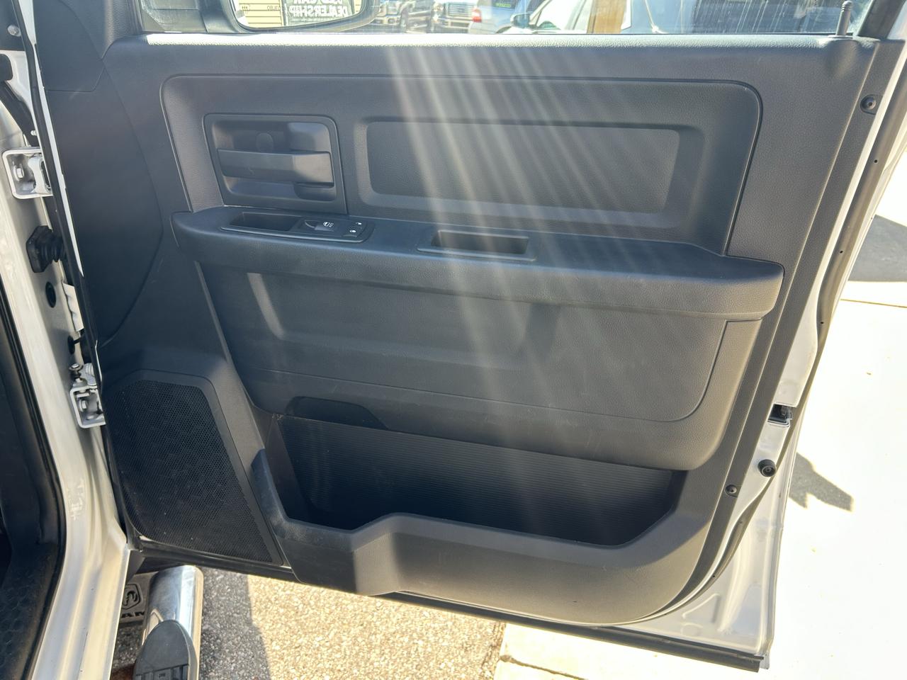 RAM 2500 4WD Crew Cab 149" ST 2013