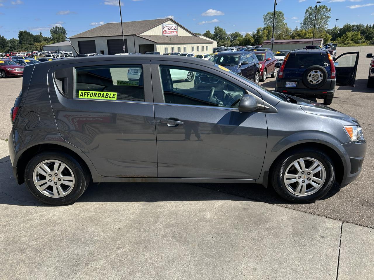 Chevrolet Sonic 5dr HB LT 2LT 2012