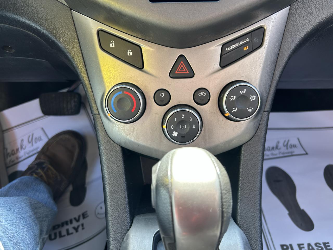 Chevrolet Sonic 5dr HB LT 2LT 2012