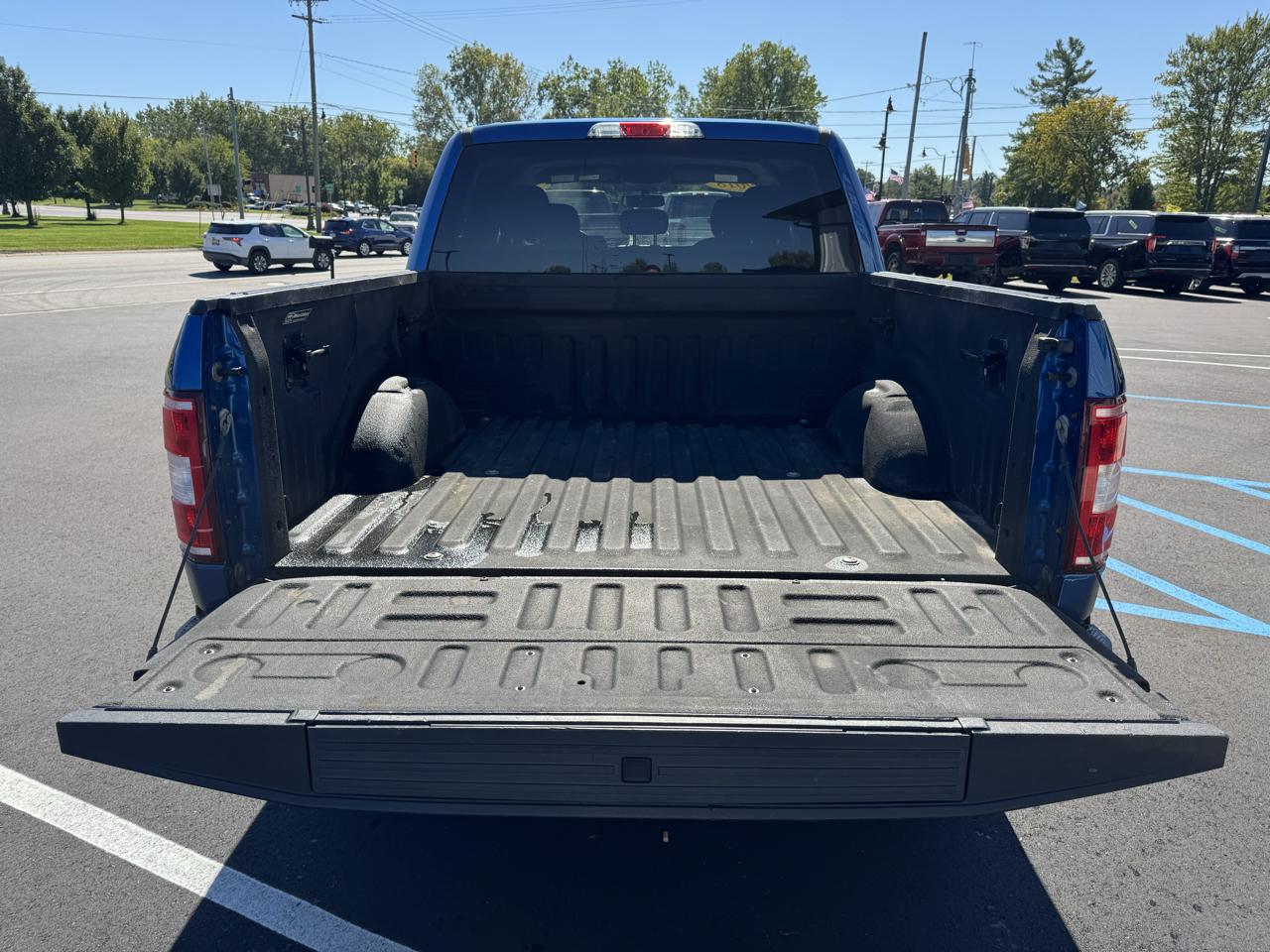 Ford F-150 4WD SuperCrew 145" XLT 2018