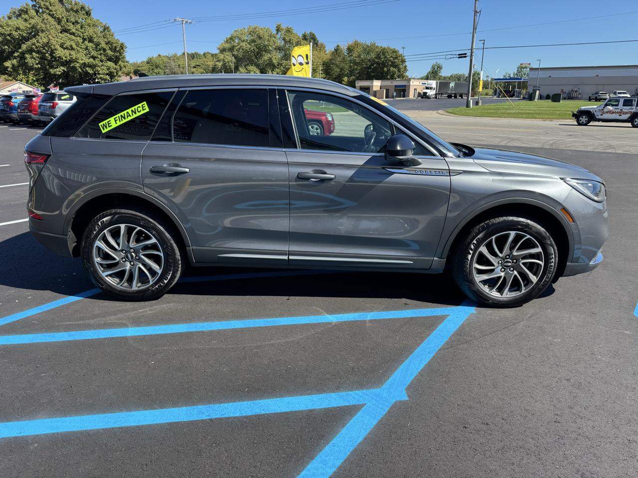 Lincoln Corsair Standard AWD 2021