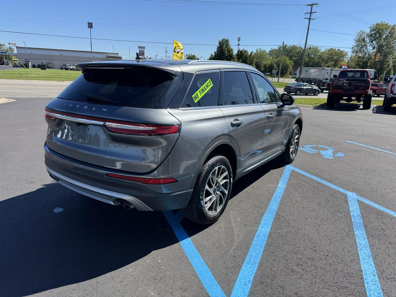 Lincoln Corsair Standard AWD 2021