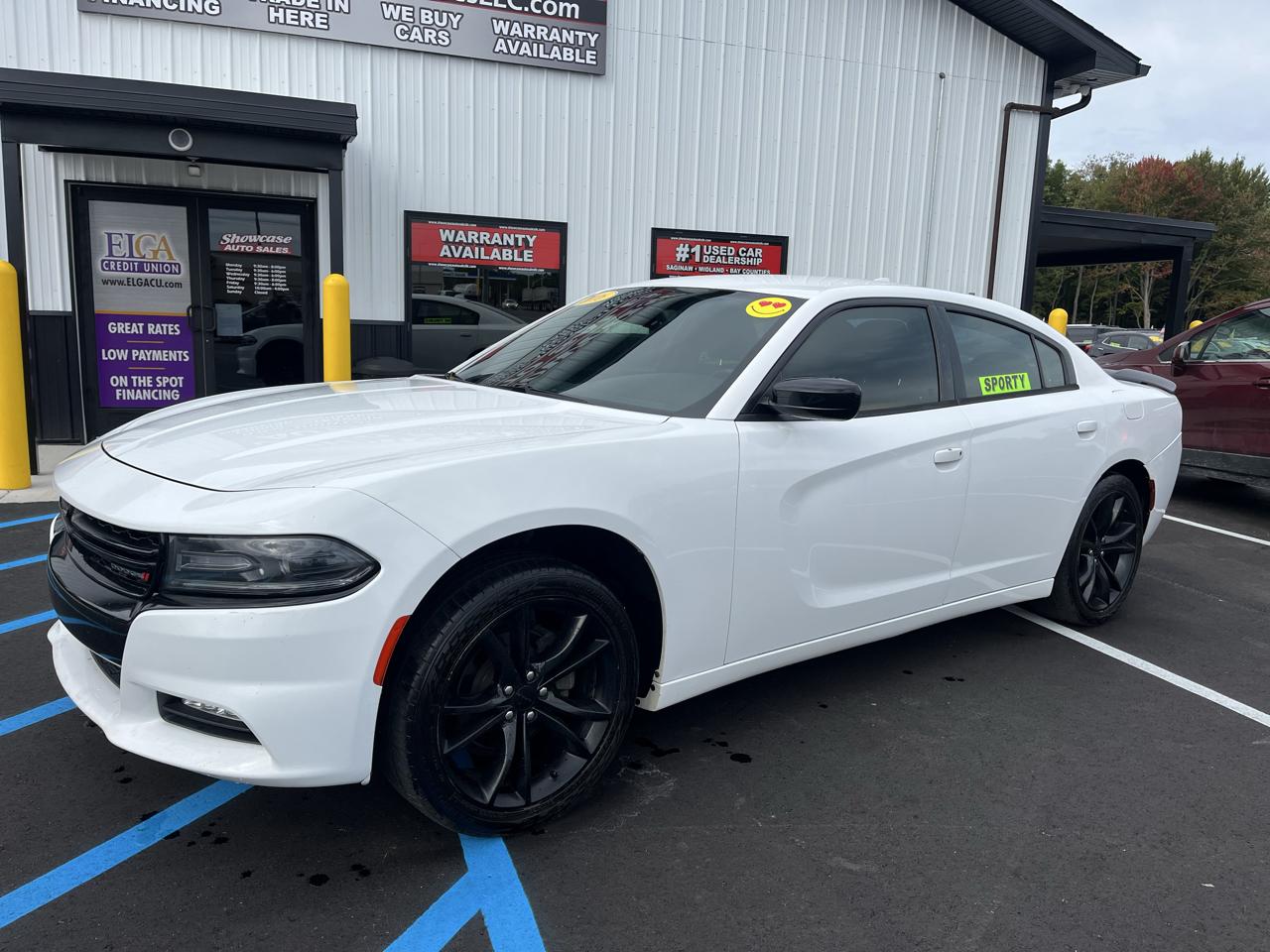 2016 Dodge Charger 4dr Sdn SXT RWD