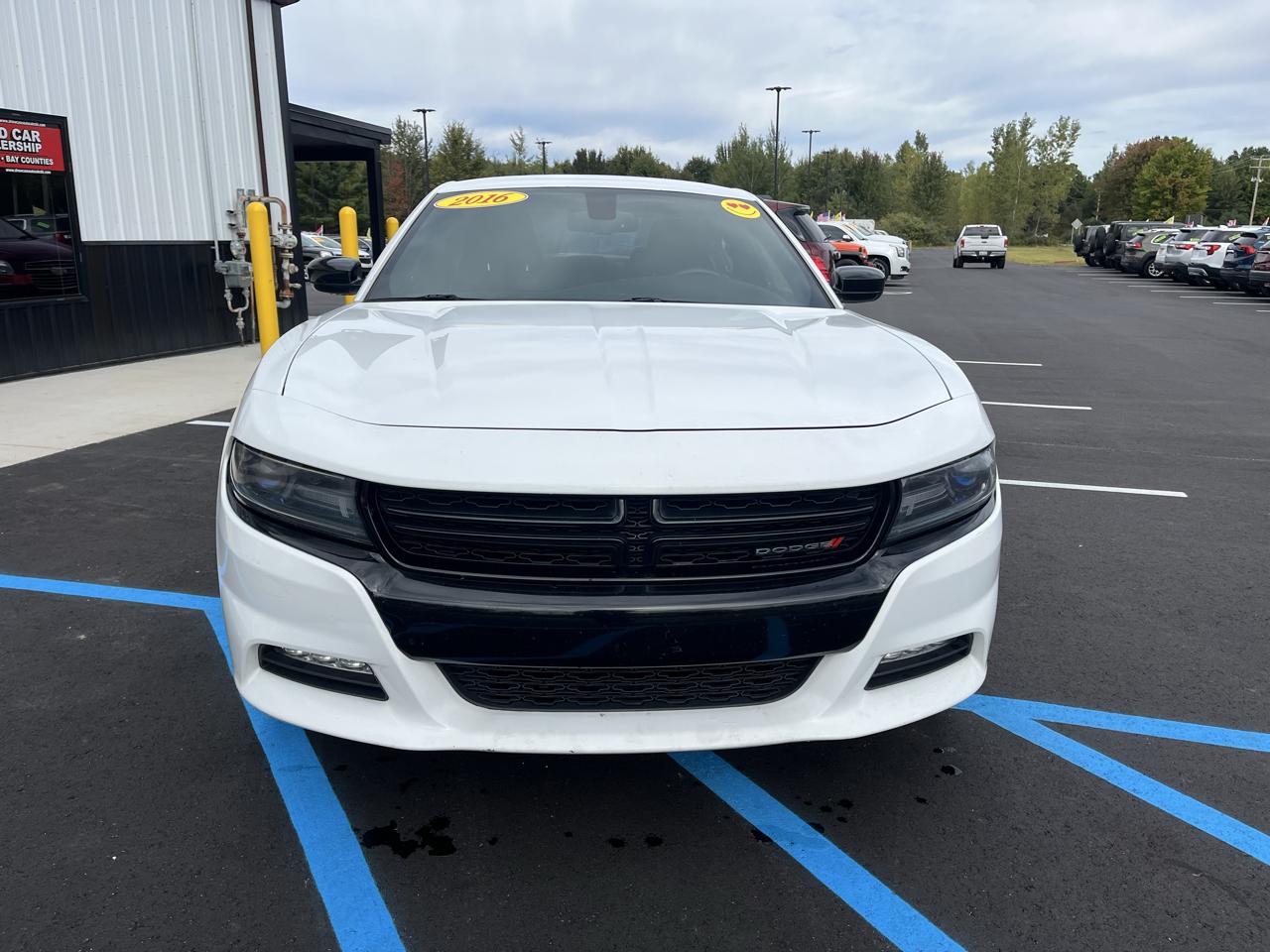 Dodge Charger 4dr Sdn SXT RWD 2016