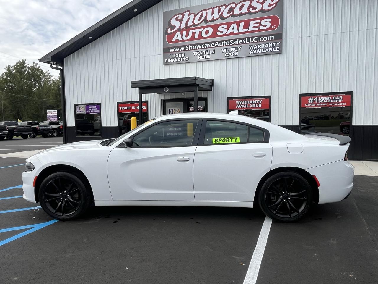 Dodge Charger 4dr Sdn SXT RWD 2016