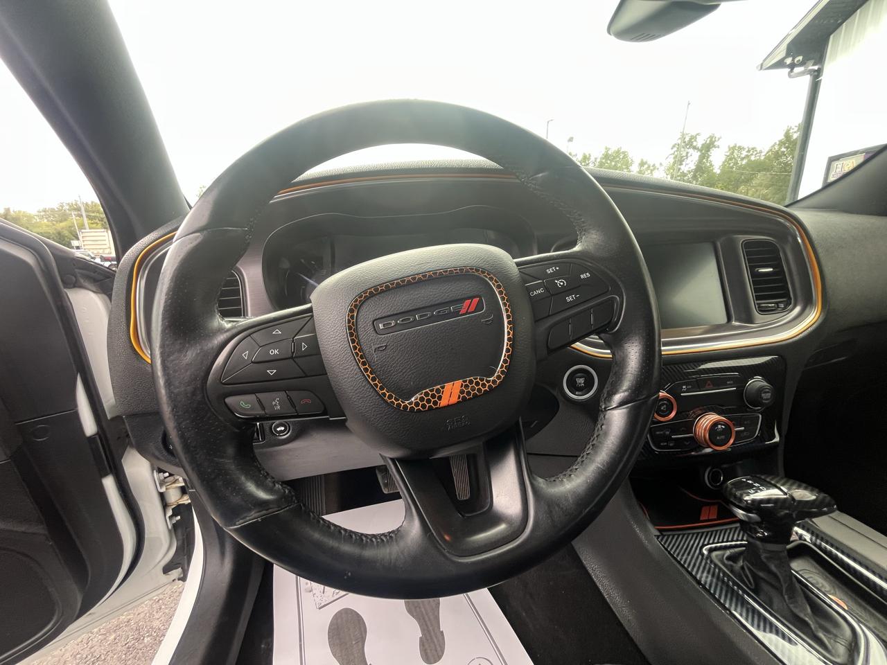 Dodge Charger 4dr Sdn SXT RWD 2016