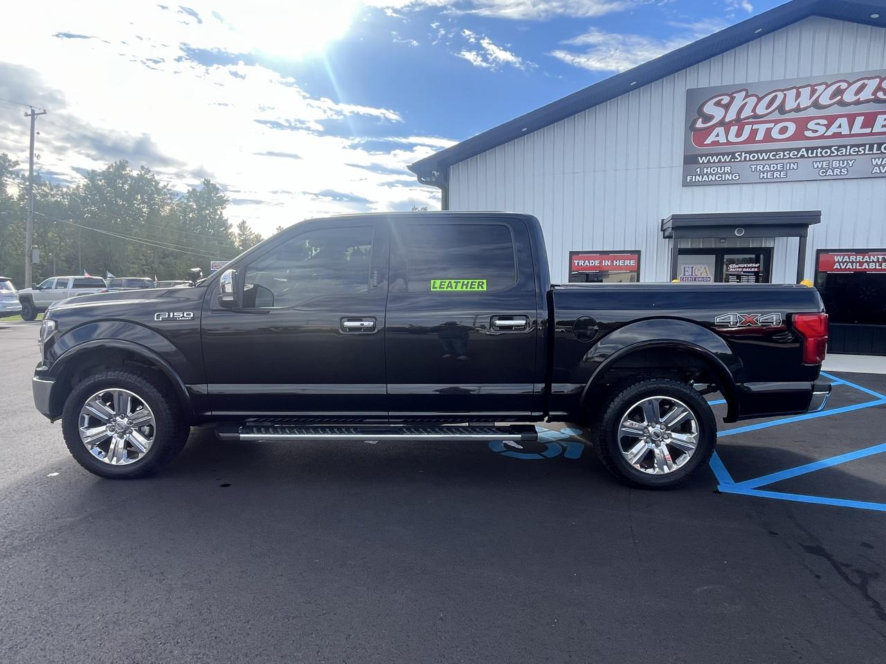 Ford F-150 4WD SuperCrew 145" Lariat 2018
