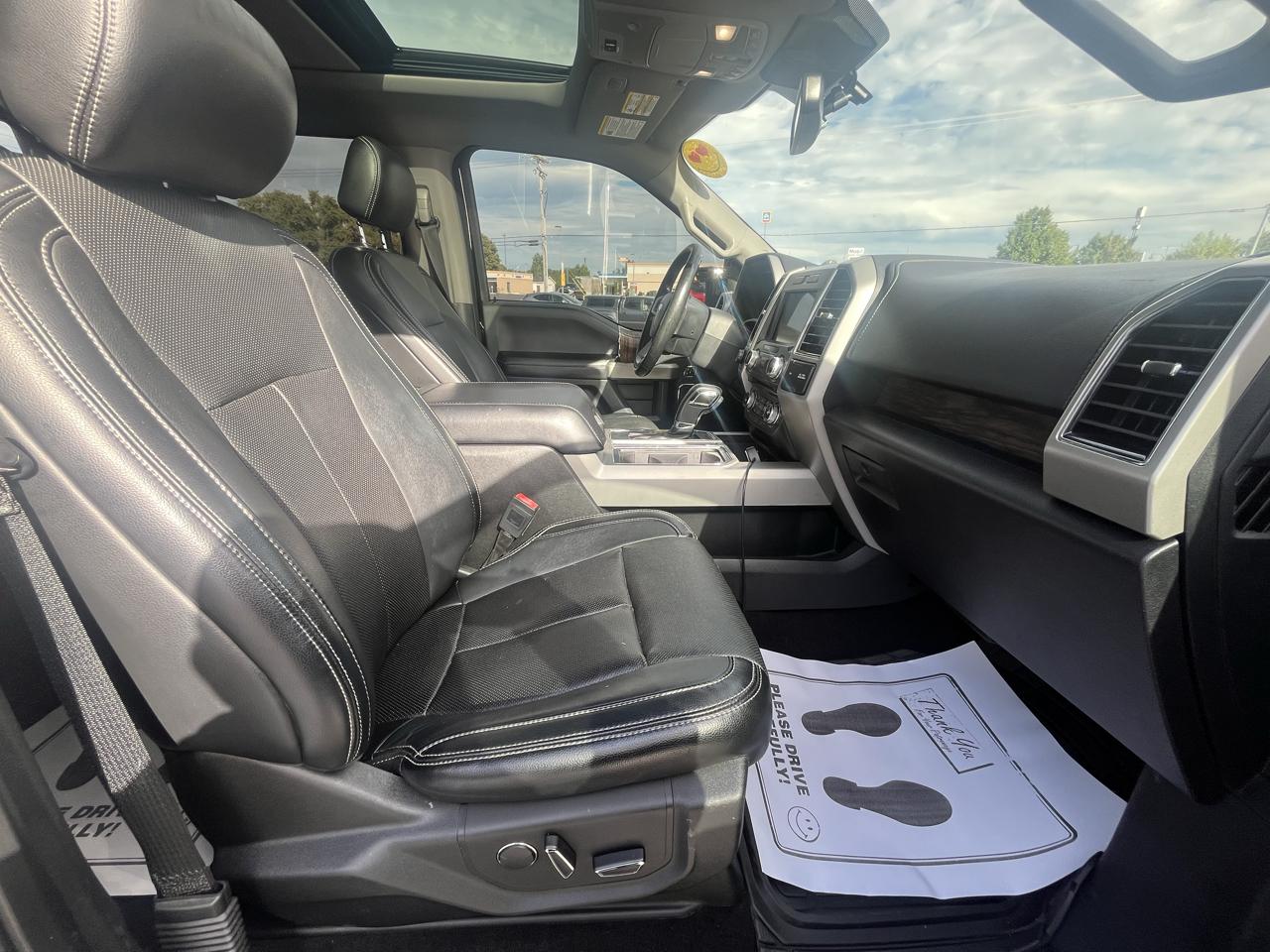 Ford F-150 4WD SuperCrew 145" Lariat 2018