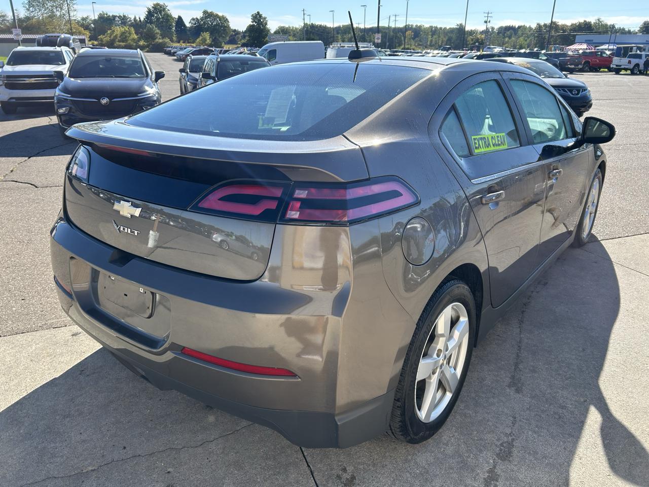 Chevrolet Volt Base 2015