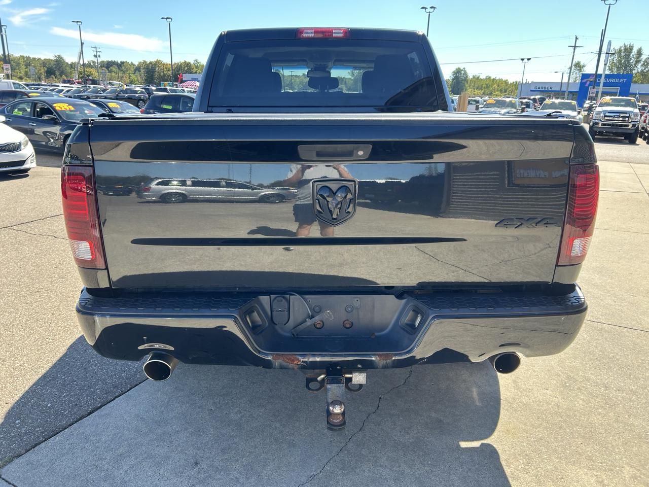 RAM 1500 4WD Crew Cab 140.5" Express 2014