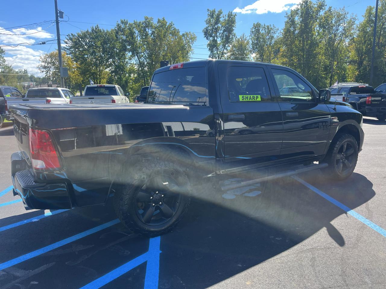 RAM 1500 Classic Express 4x4 Crew Cab 5'7" Box 2019
