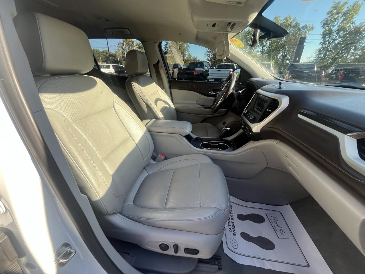 GMC Acadia SLT-1 2019