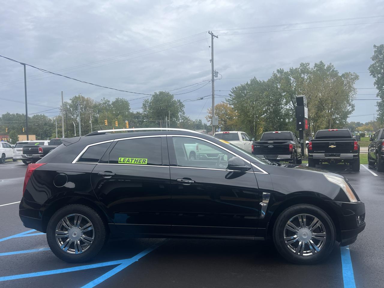 Cadillac SRX FWD 4dr Luxury Collection 2011