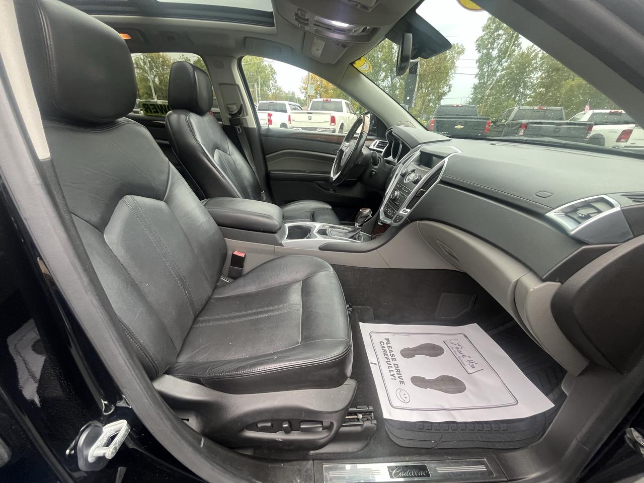 Cadillac SRX FWD 4dr Luxury Collection 2011