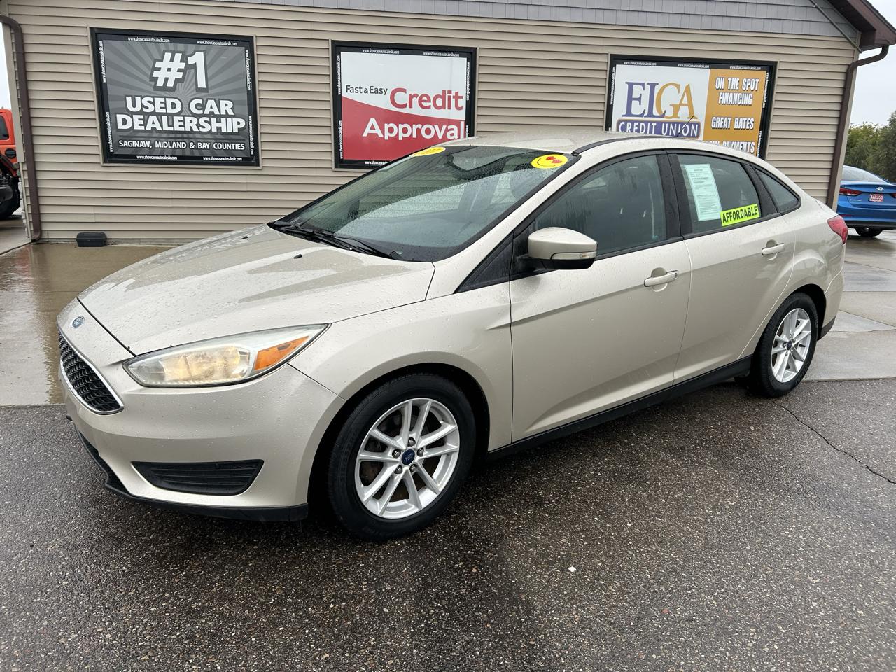  2017 Ford Focus SE   