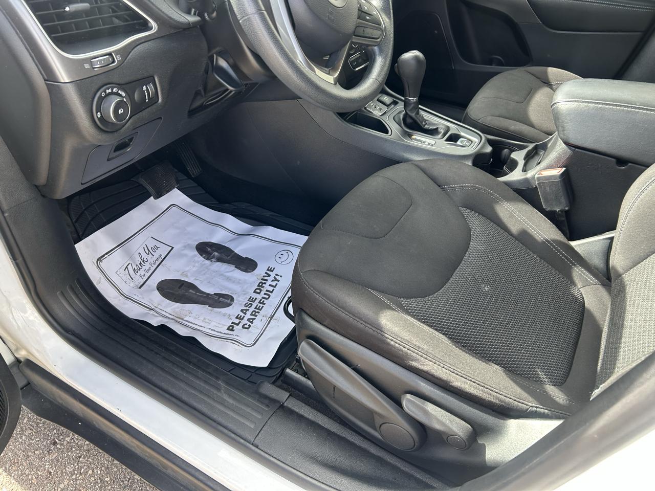 Jeep Cherokee Latitude 2019