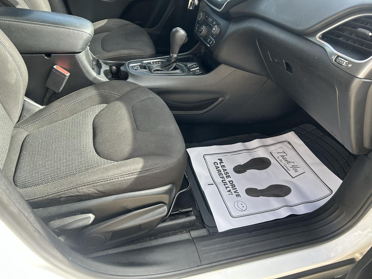 Jeep Cherokee Latitude 2019