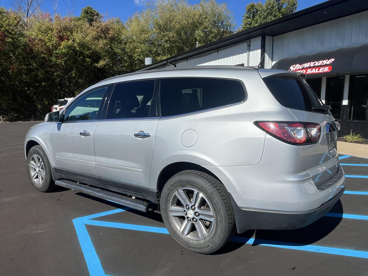 Chevrolet Traverse FWD 4dr LT w/2LT 2016