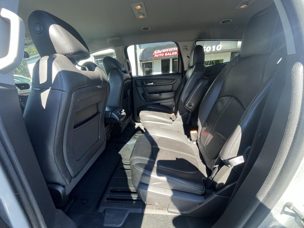 Chevrolet Traverse FWD 4dr LT w/2LT 2016
