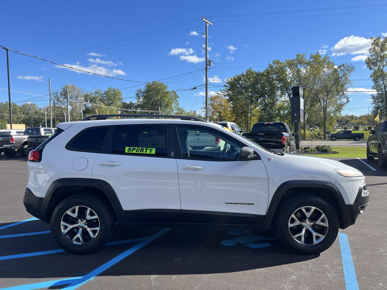 Jeep Cherokee 4WD 4dr Trailhawk 2016