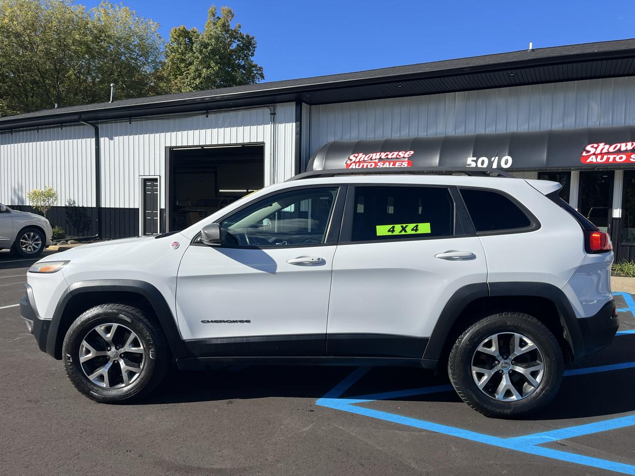 Jeep Cherokee 4WD 4dr Trailhawk 2016