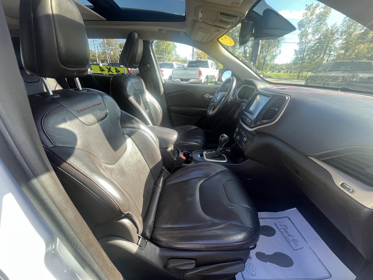 Jeep Cherokee 4WD 4dr Trailhawk 2016