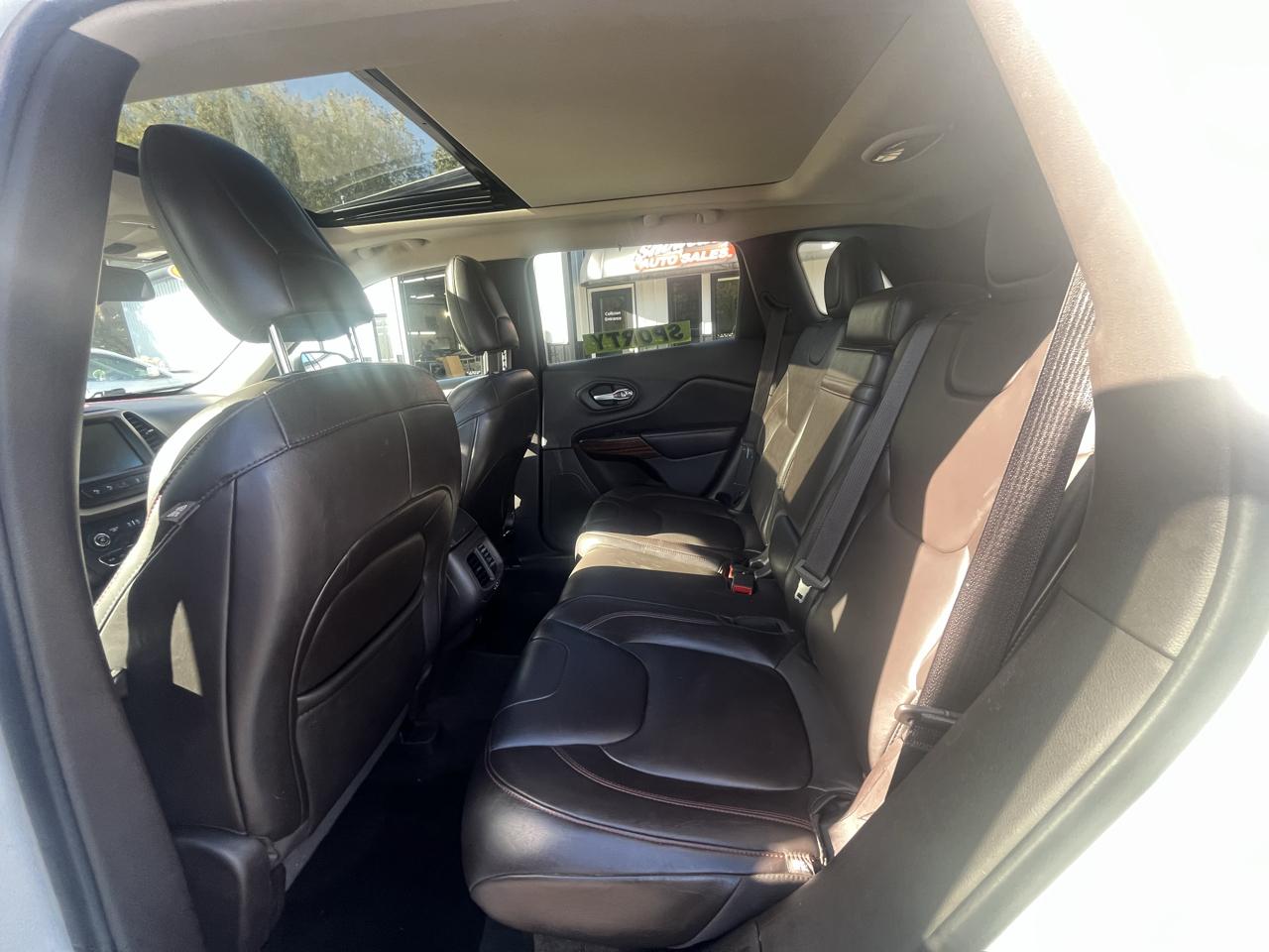 Jeep Cherokee 4WD 4dr Trailhawk 2016