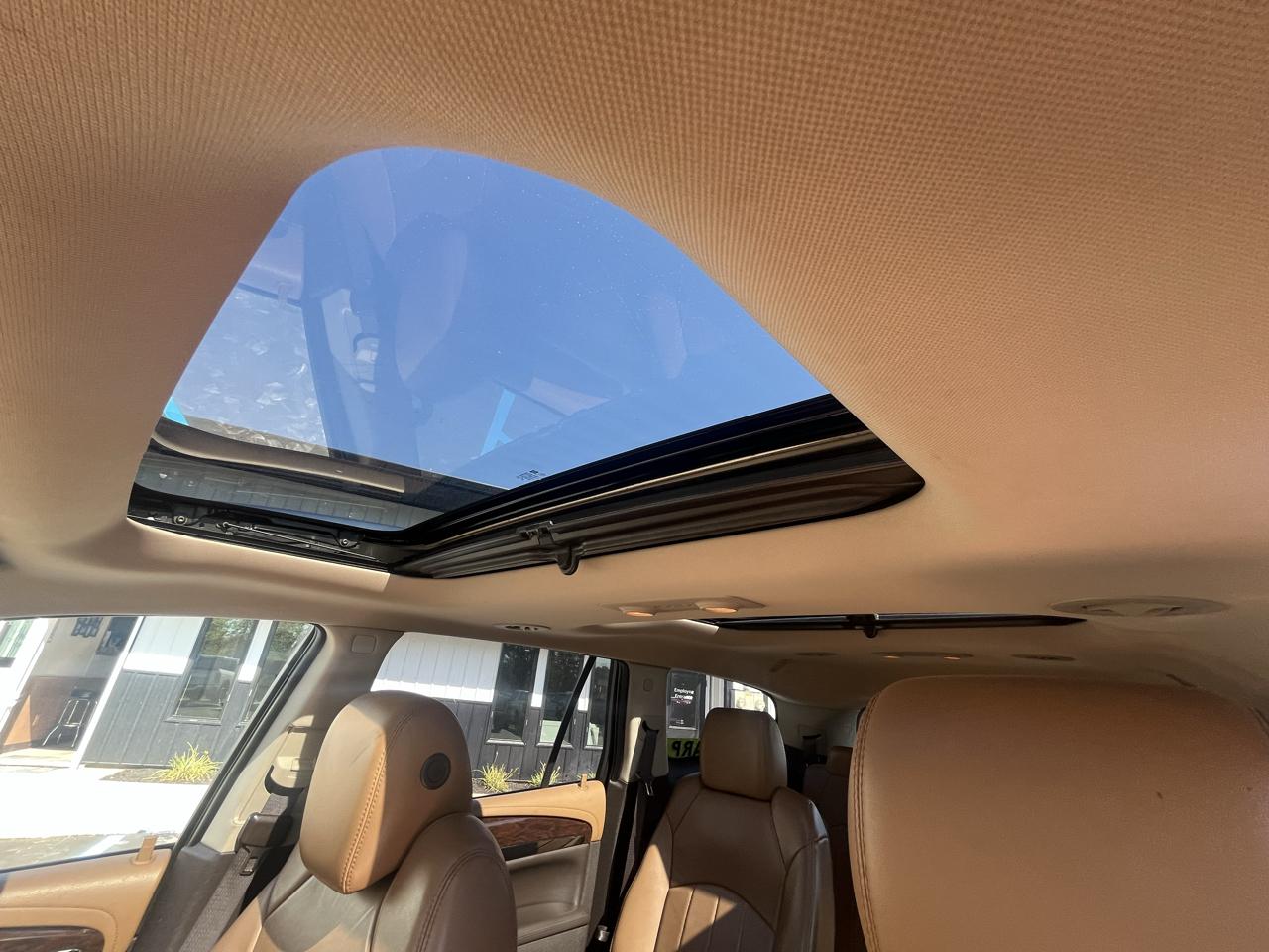 Buick Enclave AWD 4dr Leather 2015