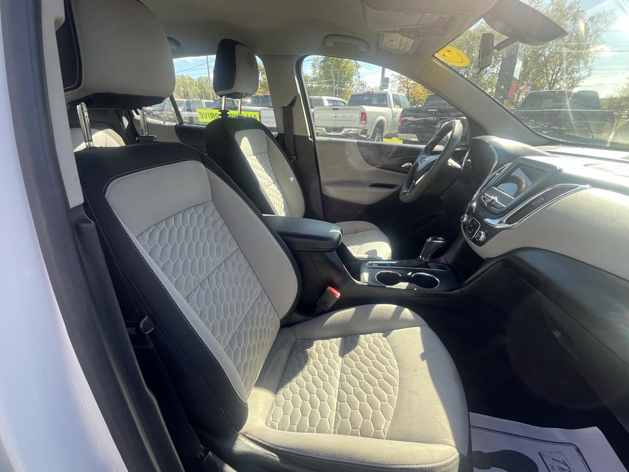 Chevrolet Equinox AWD 4dr LS w/1LS 2019