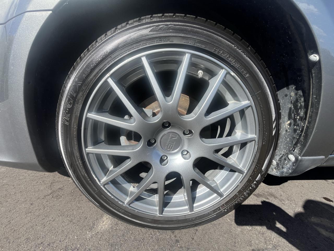 Dodge Avenger 4dr Sdn SXT Plus 2012