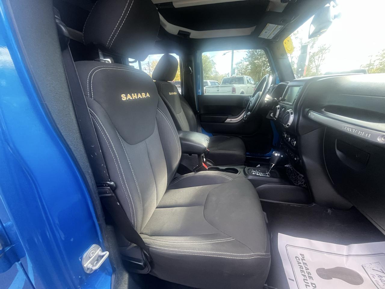 Jeep Wrangler Unlimited 4WD 4dr Sahara 2015