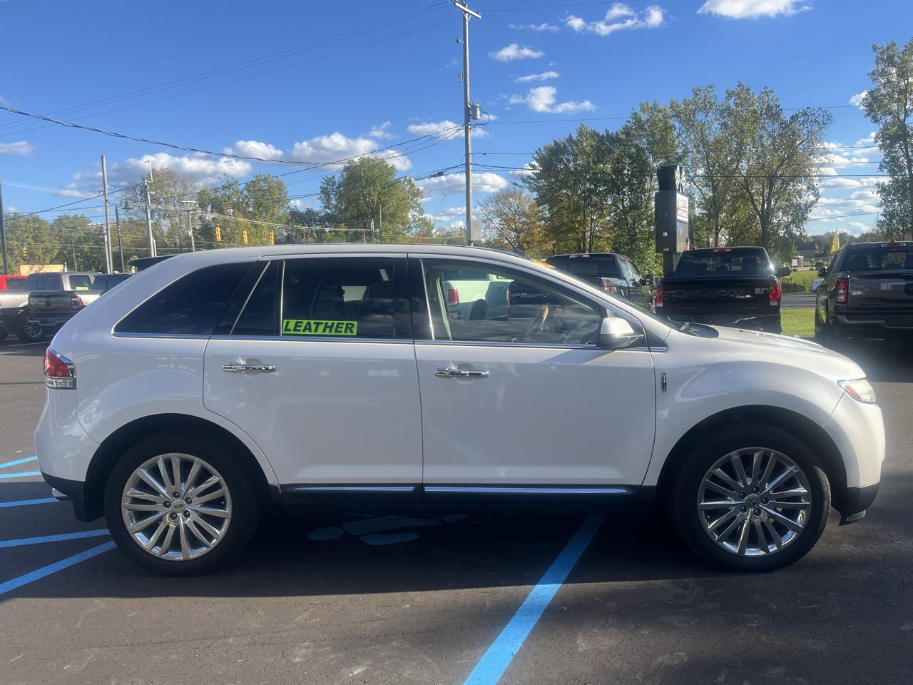 Lincoln MKX AWD 4dr 2011