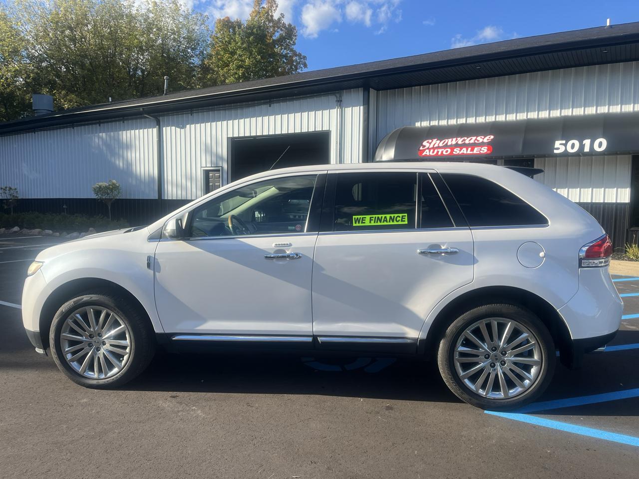 Lincoln MKX AWD 4dr 2011