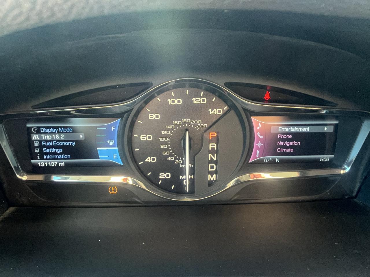 Lincoln MKX AWD 4dr 2011