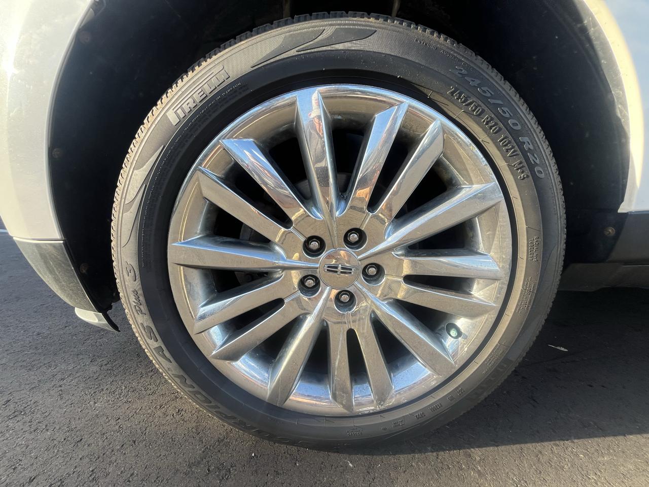 Lincoln MKX AWD 4dr 2011