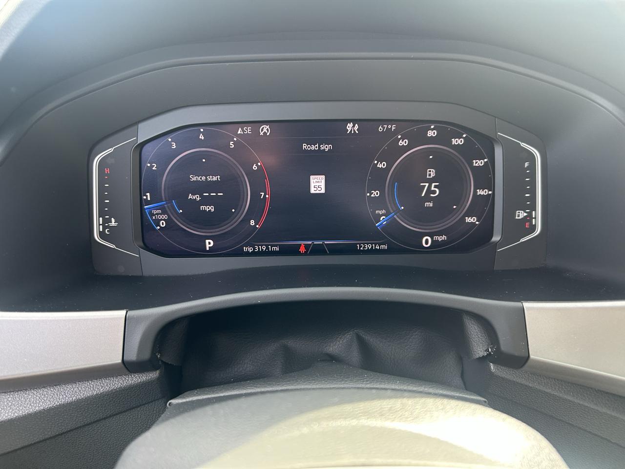 Volkswagen Atlas Cross Sport 3.6L V6 SEL Premium R-Line 4MOTION 2020