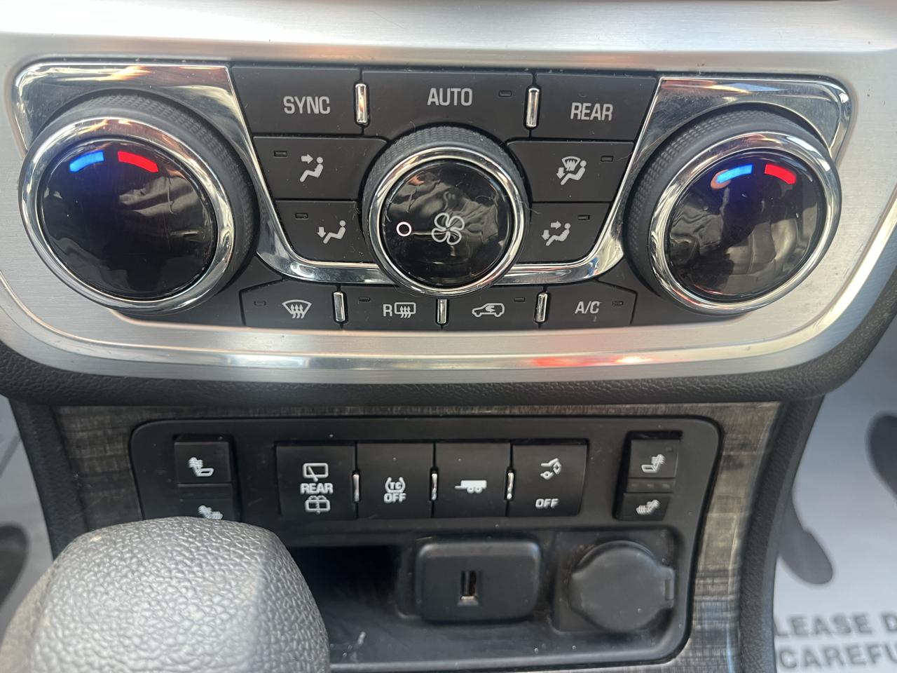 GMC Acadia AWD 4dr SLT w/SLT-1 2015