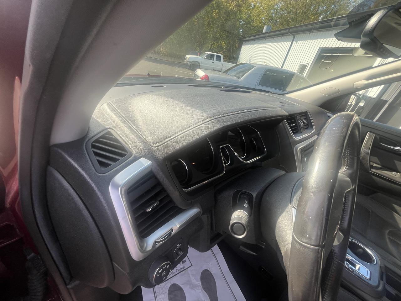GMC Acadia AWD 4dr SLT w/SLT-1 2015