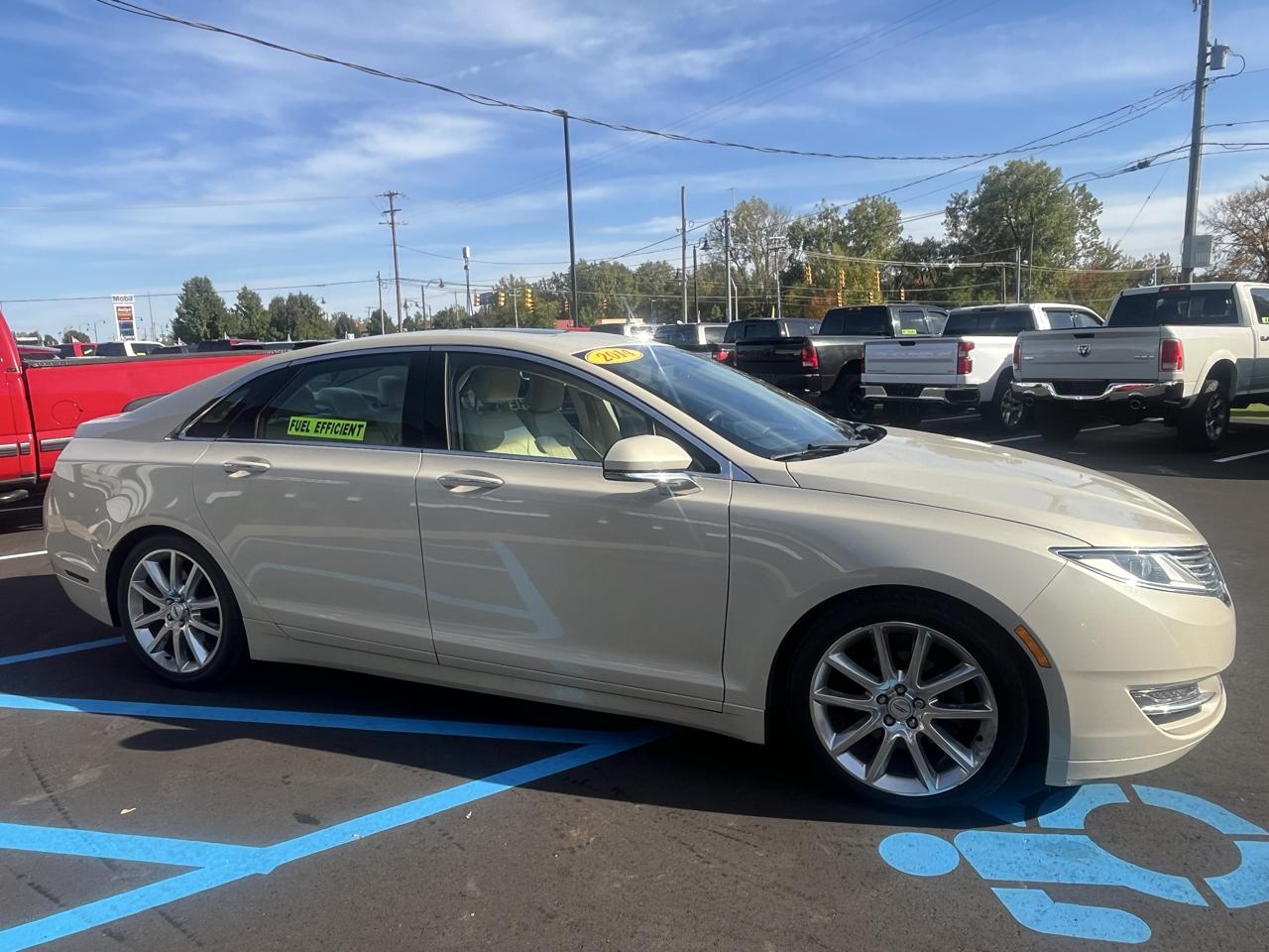Lincoln MKZ 4dr Sdn FWD 2014