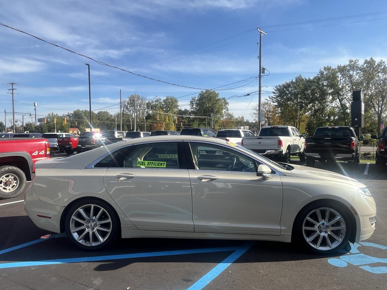 Lincoln MKZ 4dr Sdn FWD 2014