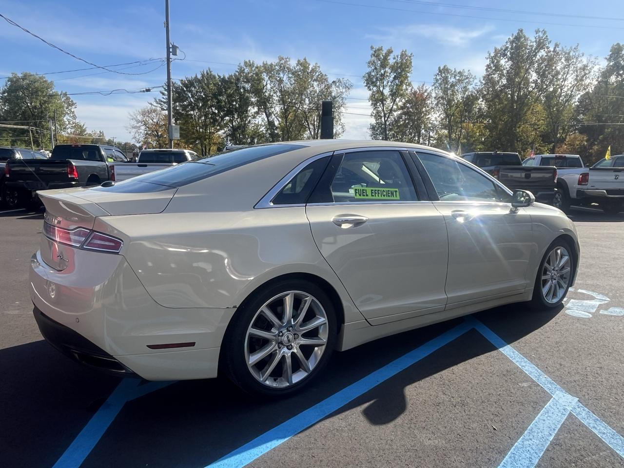 Lincoln MKZ 4dr Sdn FWD 2014
