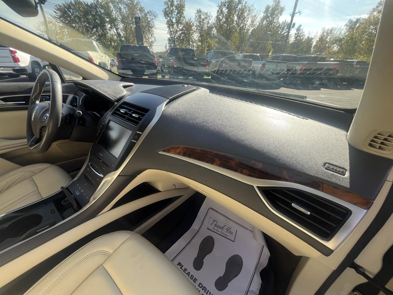 Lincoln MKZ 4dr Sdn FWD 2014