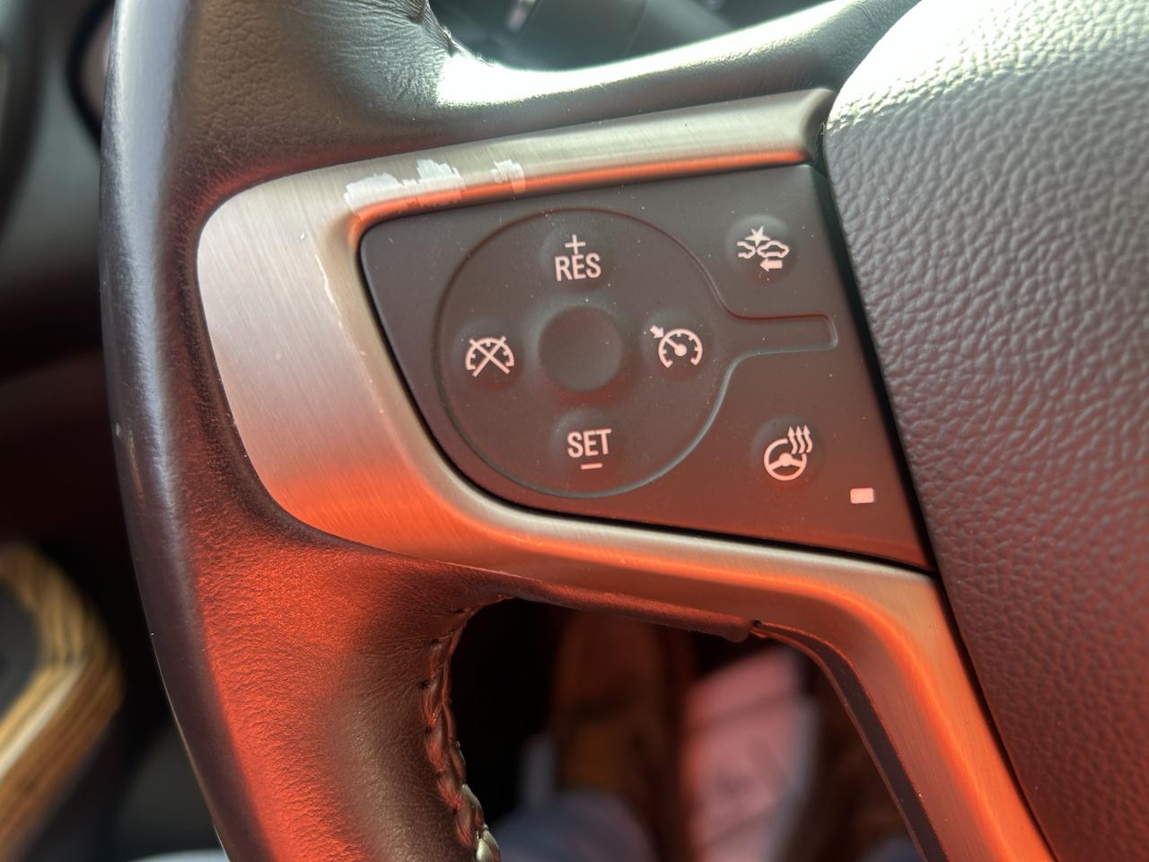 GMC Acadia AWD 4dr Denali 2017
