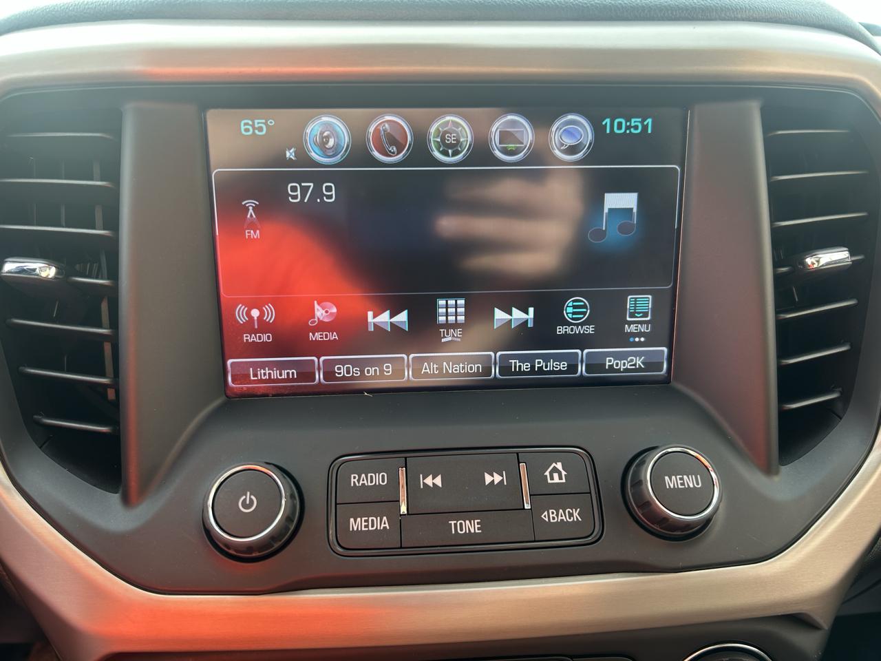 GMC Acadia AWD 4dr Denali 2017