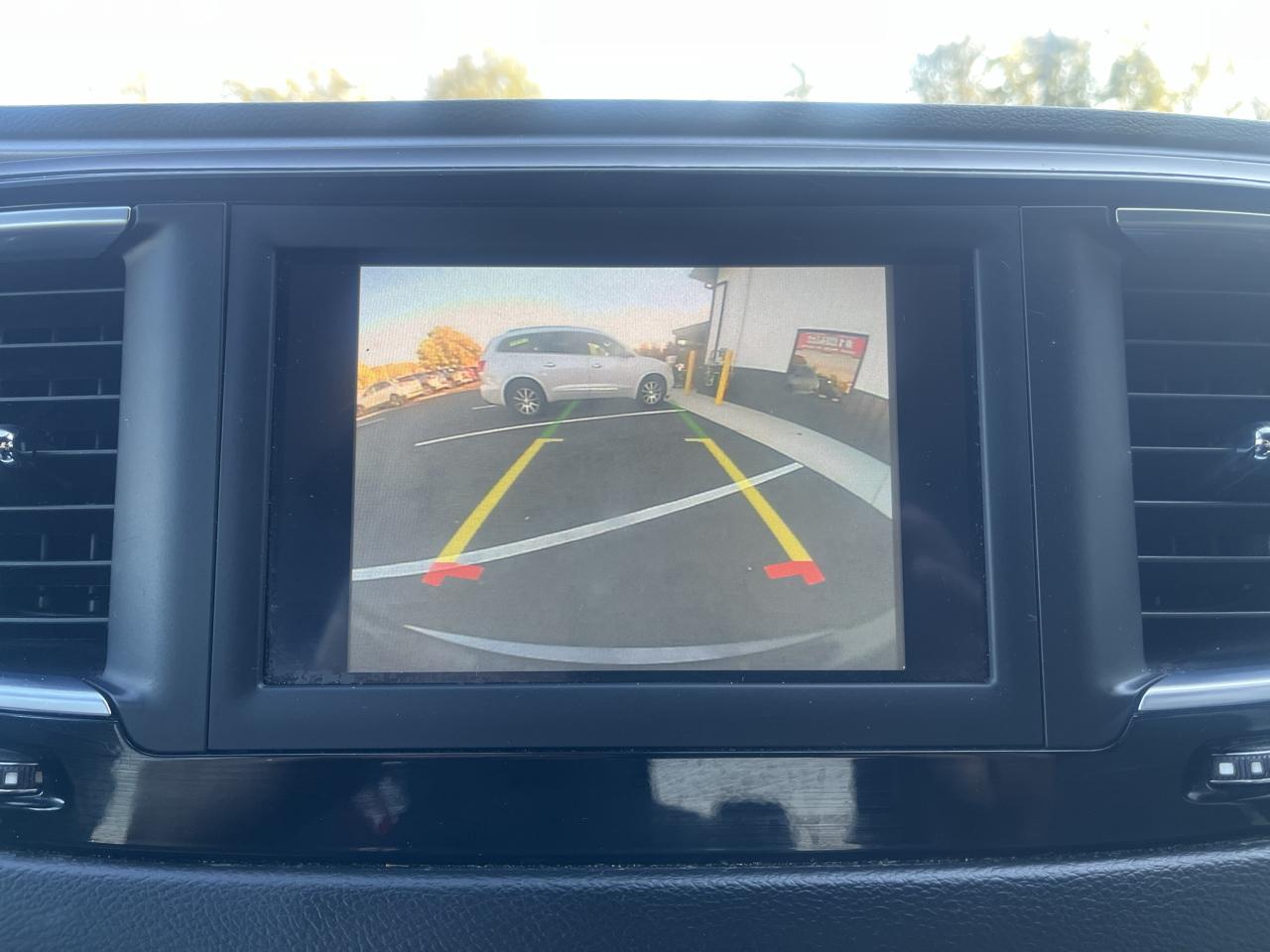 Chrysler Pacifica Touring L FWD 2019