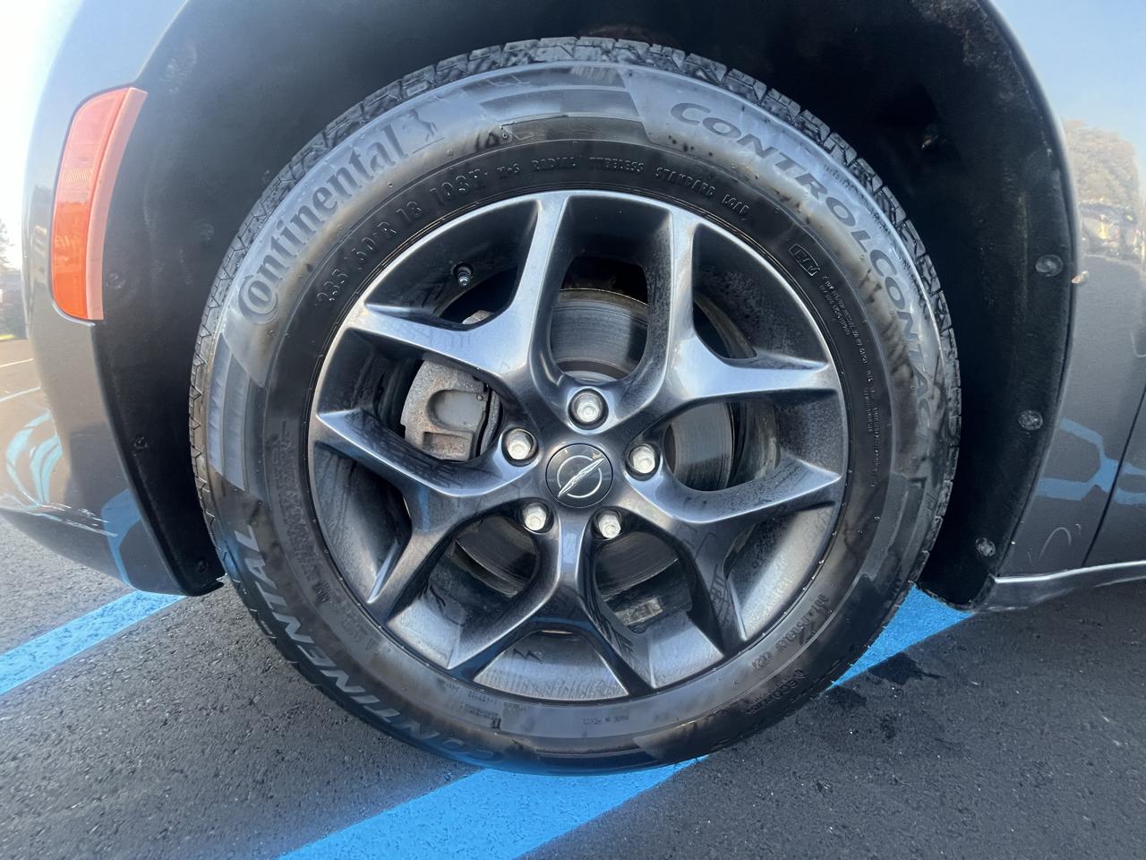 Chrysler Pacifica Touring L FWD 2019