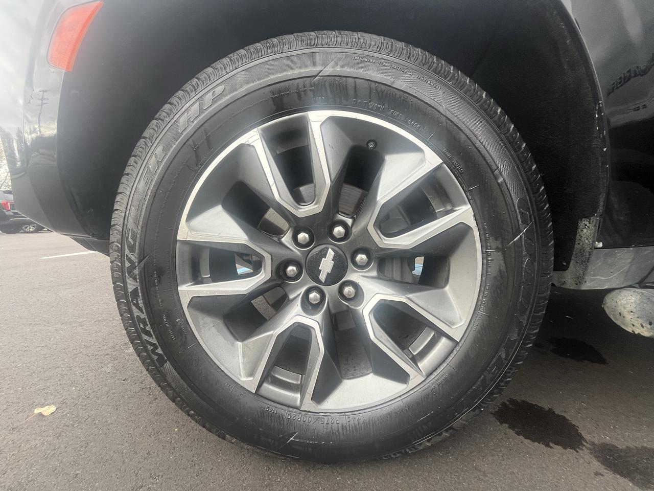 Chevrolet Suburban 4WD 4dr Z71 2021
