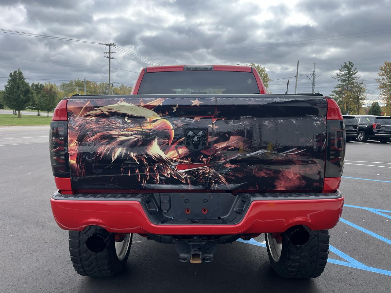 RAM 1500 4WD Crew Cab 140.5" Express 2012