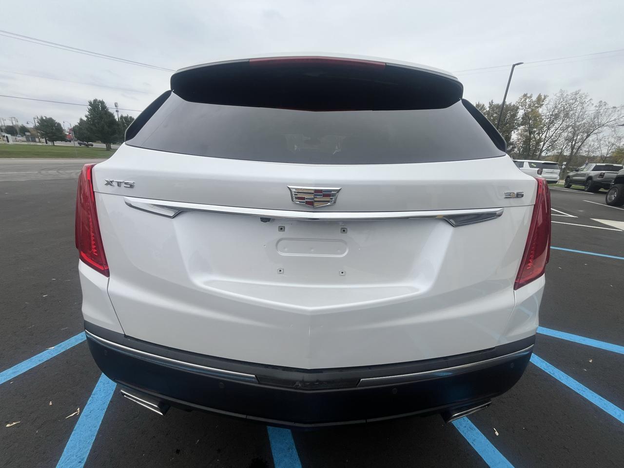 Cadillac XT5 FWD 4dr 2017