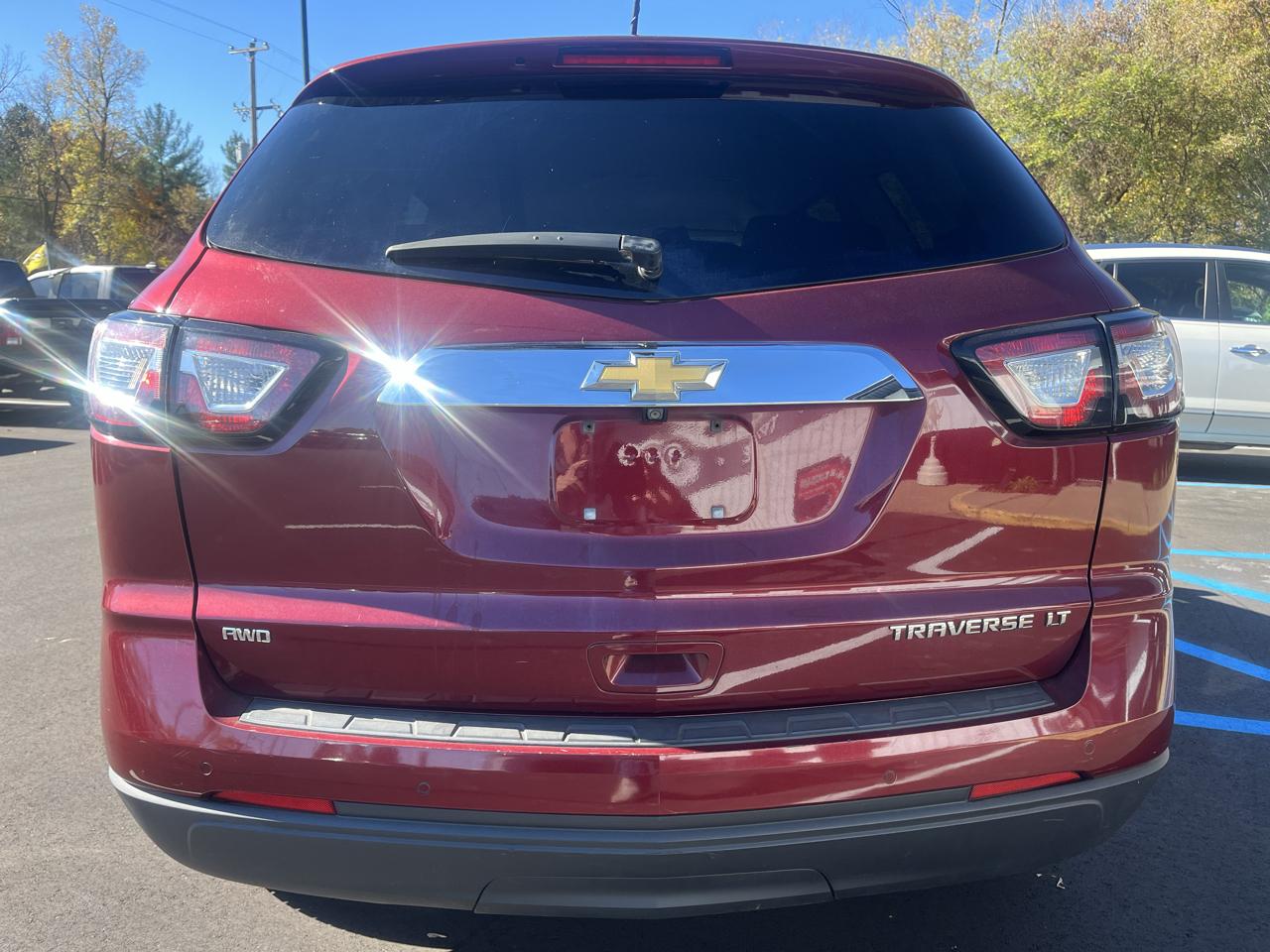 Chevrolet Traverse AWD 4dr LT w/2LT 2015